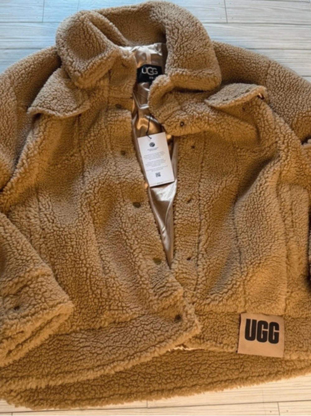 UGG Women's Camel Teddy Sherpa Jacket - Picture 2 of 4